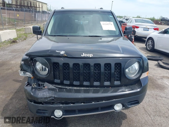 2016 Jeep Patriot High Altitude z VIN 1C4NJRFB8GD580715, wystawiony jako IAAI lot #42242776 z przebiegiem 133 763 mil mil oraz . Historia ofert i sprzedaży dostępna na DreamBid. Obrazek 12.