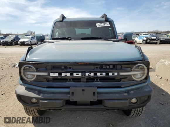 2023 Ford Bronco z VIN 1FMEE5BP6PLA96896, wystawiony jako Copart lot #50377215 z przebiegiem 29 407 mil mil oraz Szkoda całkowita • Salvage title. Historia ofert i sprzedaży dostępna na DreamBid. Obrazek 5.