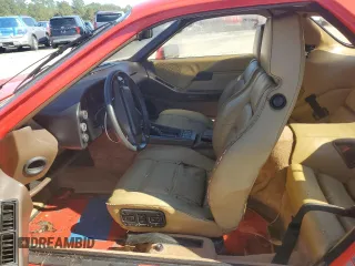1982 Porsche 928 z VIN WP0JA0927CS822406, wystawiony jako Copart lot #80980144 z przebiegiem 86 048 mil mil oraz Szkody całkowita. Historia ofert i sprzedaży dostępna na DreamBid. Obrazek 7.