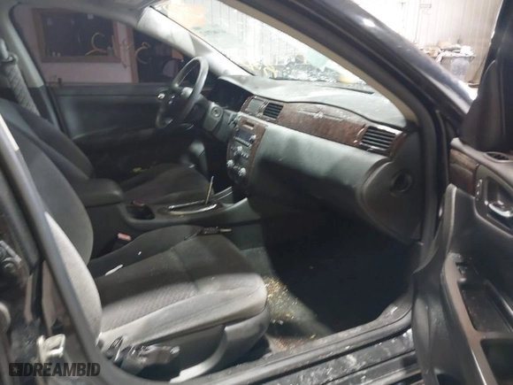 2016 Chevrolet Impala Limited LT with VIN 2G1WB5E31G1116982, listed as a IAAI auction lot 41463912 with 96,583 mi miles. Bid and sale history available at carsss.com. Image 5.