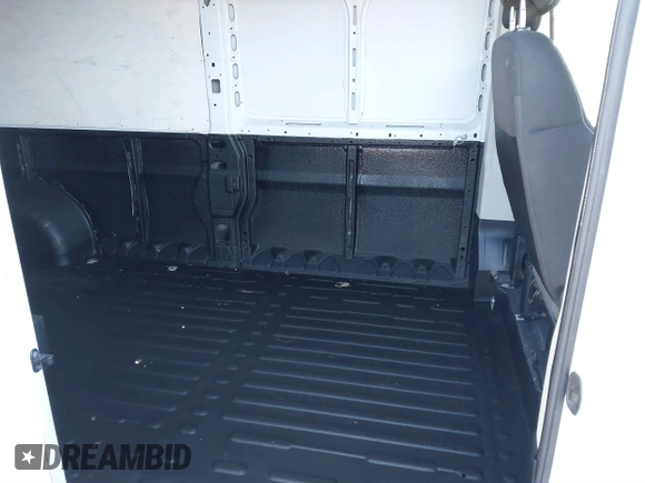 2015 Ram ProMaster Cargo with VIN 3C6TRVDG0FE501887, listed as a IAAI auction lot 41655896 with 121,574 mi miles and . Bid and sale history available at carsss.com. Image 8.