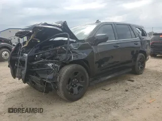2022 Chevrolet Tahoe Commercial z VIN 1GNSKLED4NR218484, wystawiony jako Copart lot #59113605 z przebiegiem 23 845 mil mil oraz Szkoda całkowita • Salvage title. Historia ofert i sprzedaży dostępna na DreamBid. Obrazek 1.