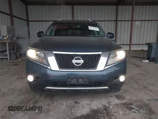 2014 Nissan Pathfinder S with VIN 5N1AR2MNXEC686612, listed as a IAAI auction lot 41603092 with 195,137 mi miles. Bid and sale history available at carsss.com. Image 12.