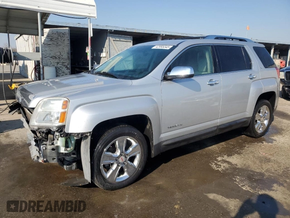 2015 GMC Terrain SLT z VIN 2GKFLYE33F6349239, wystawiony jako Copart lot #42995345 z przebiegiem 108 239 mil mil oraz Szkoda całkowita • Salvage title. Historia ofert i sprzedaży dostępna na DreamBid. Obrazek 1.
