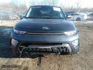 2021 Kia Soul EX with VIN KNDJ33AU1M7789500, listed as a IAAI auction lot 41303354 with 39,463 mi miles. Bid and sale history available at carsss.com. Image 12.