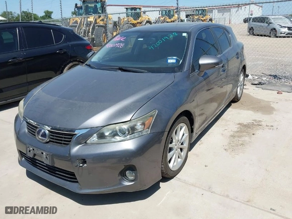 2013 Lexus CT 200h Hybrid with VIN JTHKD5BH6D2130581, listed as a IAAI auction lot 42001928 with 155,331 mi miles. Bid and sale history available at carsss.com. Image 2.