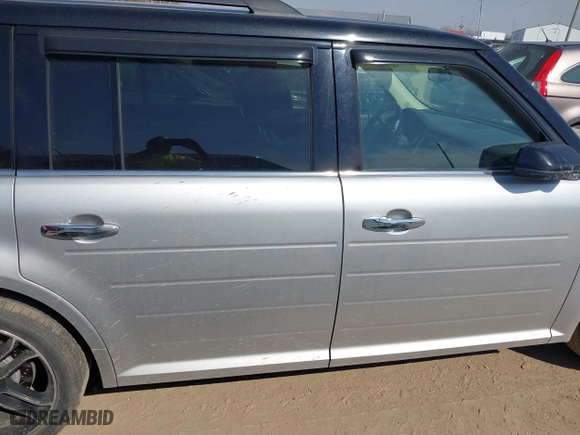 2013 Ford Flex Limited w/EcoBoost with VIN 2FMHK6DT3DBD06470, listed as a IAAI auction lot 41741455 with 157,831 mi miles. Bid and sale history available at carsss.com. Image 13.