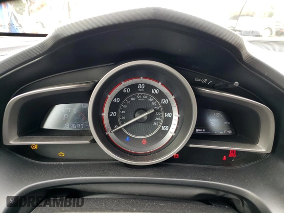 2014 Mazda 3 i Touring z VIN 3MZBM1V72EM113295, wystawiony jako Copart lot #51581125 z przebiegiem 137 697 mil mil oraz Szkoda całkowita • Salvage title. Historia ofert i sprzedaży dostępna na DreamBid. Obrazek 9.