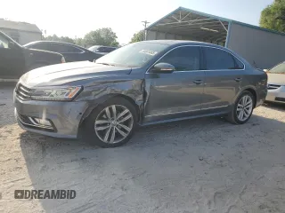 2018 Volkswagen Passat SEL Premium z VIN 1VWCA7A35JC012301, wystawiony jako Copart lot #55819085 z przebiegiem 121 253 mil mil oraz Szkoda całkowita • Salvage title. Historia ofert i sprzedaży dostępna na DreamBid. Obrazek 1.