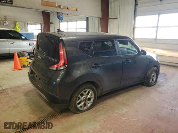 2023 Kia Soul LX with VIN KNDJ23AU6P7878731, listed as a Copart auction lot 52490145 with 40,346 mi miles and Salvage Title. Bid and sale history available at carsss.com. Image 3.