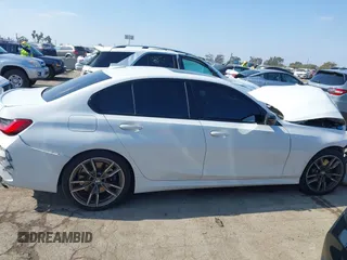 2020 BMW 3 Series M340i with VIN 3MW5U7J03L8B43176, listed as a IAAI auction lot 41450902 with 61,118 mi miles. Bid and sale history available at carsss.com. Image 13.