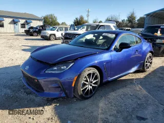 2024 Toyota GR86 with VIN JF1ZNBB11R8755480, listed as a Copart auction lot 85302794 with 6,954 mi miles and Non Repairable. Bid and sale history available at carsss.com. Image 1.