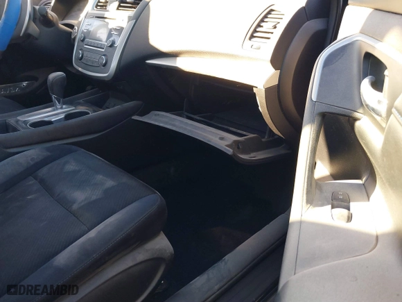 2016 Nissan Altima 2.5 SL with VIN 1N4AL3AP6GC253492, listed as a IAAI auction lot 41375791 with 102,690 mi miles. Bid and sale history available at carsss.com. Image 5.