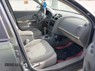 2005 Chevrolet Malibu Maxx LS z VIN 1G1ZT64885F286226, wystawiony jako IAAI lot #42432833 z przebiegiem 247 073 mil mil oraz . Historia ofert i sprzedaży dostępna na DreamBid. Obrazek 5.