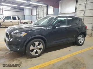 2019 Volvo XC40 Momentum with VIN YV4162XZ7K2009012, listed as a Copart auction lot 51785795 with 80,607 mi miles and Salvage Title. Bid and sale history available at carsss.com. Image 1.