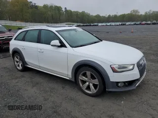 2014 Audi allroad A4 Prestige z VIN WA1VFAFL0EA052395, wystawiony jako Copart lot #51815415 z przebiegiem 208 905 mil mil oraz Tytuł czysty. Historia ofert i sprzedaży dostępna na DreamBid. Obrazek 4.
