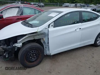 2016 Hyundai Elantra SE with VIN 5NPDH4AE1GH742724, listed as a IAAI auction lot 42292433 with 47,017 mi miles and . Bid and sale history available at DreamBid. Image 6.