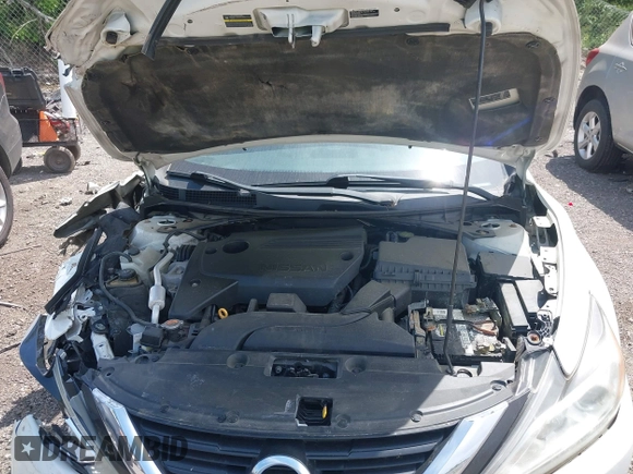 2016 Nissan Altima SR with VIN 1N4AL3AP9GC136005, listed as a IAAI auction lot 42041717 with 136,594 mi miles and . Bid and sale history available at DreamBid. Image 10.
