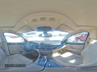 2012 BMW 5 Series 528i z VIN WBAXG5C54CDX05618, wystawiony jako Copart lot #51942095 z przebiegiem 182 597 mil mil oraz Szkoda całkowita • Salvage title. Historia ofert i sprzedaży dostępna na DreamBid. Obrazek 13.