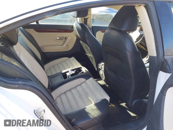 2011 Volkswagen CC Lux Plus with VIN WVWHN7AN8BE705786, listed as a IAAI auction lot 41727591 with Not Provided miles. Bid and sale history available at carsss.com. Image 8.