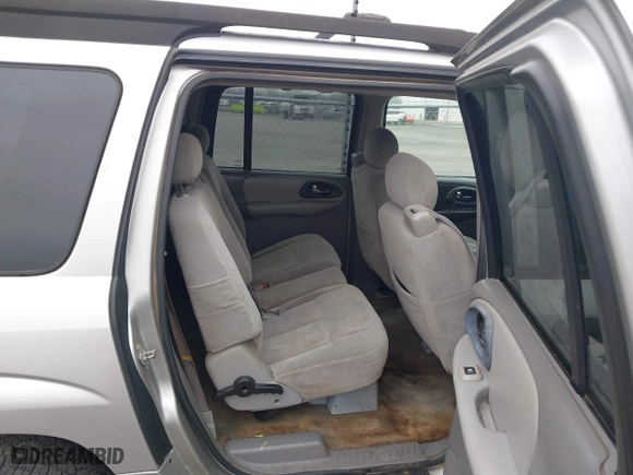 2005 Chevrolet TrailBlazer LS with VIN 1GNES16S956112497, listed as a IAAI auction lot 41486711 with 243,719 mi miles. Bid and sale history available at carsss.com. Image 8.
