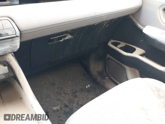 2023 Honda Pilot Elite with VIN 5FNYG1H80PB020937, listed as a IAAI auction lot 42024743 with 20,740 mi miles and . Bid and sale history available at DreamBid. Image 14.
