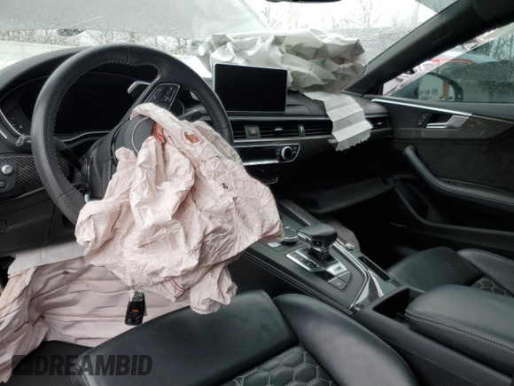 2019 Audi RS 5 z VIN WUAPWAF58KA902370, wystawiony jako Copart lot #46955635 z przebiegiem Nie podano mil oraz Szkoda całkowita • Salvage title. Historia ofert i sprzedaży dostępna na DreamBid. Obrazek 8.