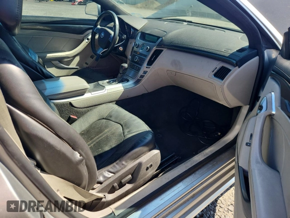 2012 Cadillac CTS с VIN 1G6DC1E38C0119147, выставлен на аукционе Copart как лот 63684275 с пробегом 147 676 миль миль и Чистый • Clean title. История ставок и продаж доступна на DreamBid. Изображение 8.