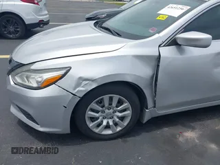 2017 Nissan Altima S with VIN 1N4AL3AP0HC485653, listed as a IAAI auction lot 42651256 with 99,599 mi miles and . Bid and sale history available at DreamBid. Image 6.