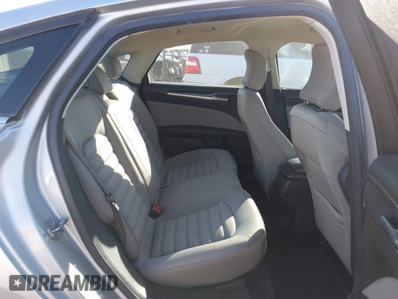 2015 Ford Fusion S Hybrid with VIN 3FA6P0UU0FR307900, listed as a IAAI auction lot 41507112 with 150,257 mi miles. Bid and sale history available at carsss.com. Image 8.
