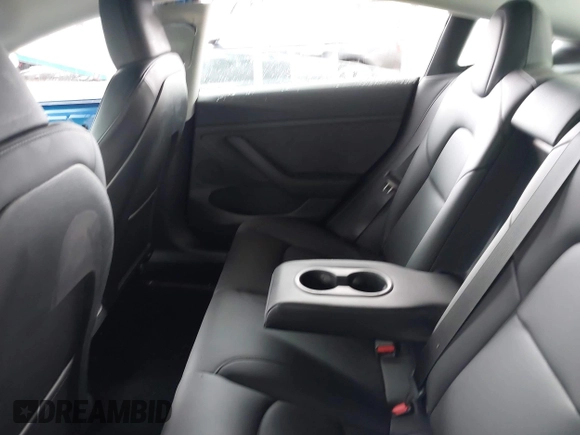 2023 Tesla Model 3 z VIN 5YJ3E1EA9PF566224, wystawiony jako IAAI lot #42292218 z przebiegiem 22 730 mil mil oraz . Historia ofert i sprzedaży dostępna na DreamBid. Obrazek 8.