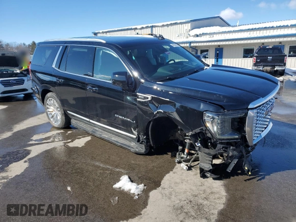 2024 GMC Yukon Denali with VIN 1GKS2DKL5RR245617, listed as a Copart auction lot 46520455 with 10,631 mi miles and Salvage Title. Bid and sale history available at carsss.com. Image 4.