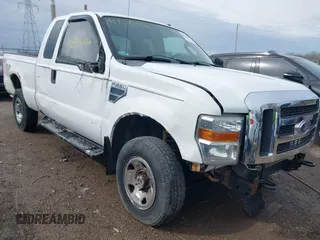 2008 Ford Super Duty F-250 SRW XL with VIN 1FTSX21518EC75966, listed as a IAAI auction lot 41958086 with 187,120 mi miles. Bid and sale history available at carsss.com. Image 6.