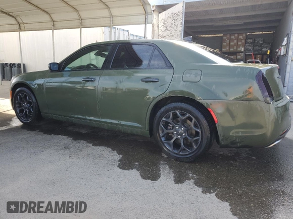2019 Chrysler 300 with VIN 2C3CCAGGXKH542707, listed as a Copart auction lot 53305045 with 111,657 mi miles and Clean Title. Bid and sale history available at carsss.com. Image 2.