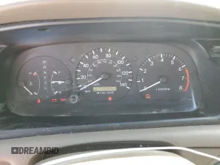 2001 Toyota Camry LE z VIN 4T1BF28K51U124747, wystawiony jako Copart lot #57482825 z przebiegiem 108 262 mil mil oraz Szkoda całkowita • Salvage title. Historia ofert i sprzedaży dostępna na DreamBid. Obrazek 9.