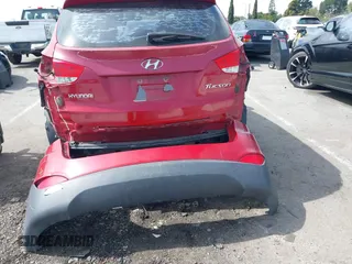 2010 Hyundai Tucson GLS with VIN KM8JT3AC1AU097317, listed as a IAAI auction lot 41758296 with 108,695 mi miles and . Bid and sale history available at DreamBid. Image 6.