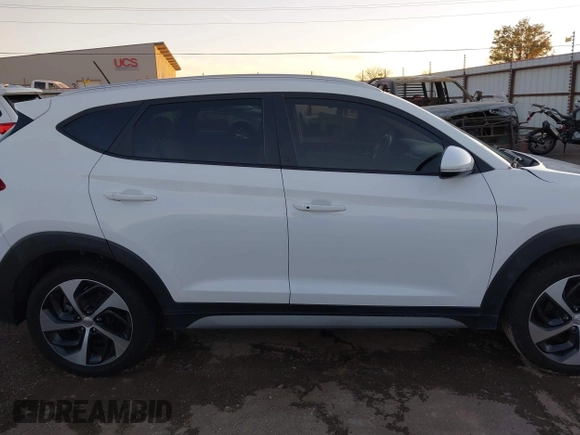 2017 Hyundai Tucson Sport with VIN KM8J3CA25HU585817, listed as a IAAI auction lot 40990922 with 70,434 mi miles and . Bid and sale history available at DreamBid. Image 14.
