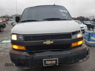 2019 Chevrolet Express Cargo with VIN 1GCWGBFGXK1239395, listed as a Copart auction lot 81158754 with 165,636 mi miles and Salvage title. Bid and sale history available at DreamBid. Image 5.