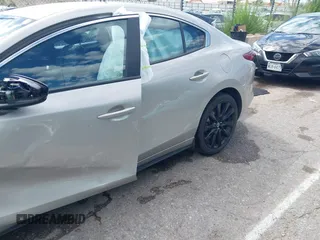 2024 Mazda 3 S Select Sport with VIN 3MZBPABMXRM427929, listed as a IAAI auction lot 42593321 with 20,378 mi miles and . Bid and sale history available at DreamBid. Image 17.