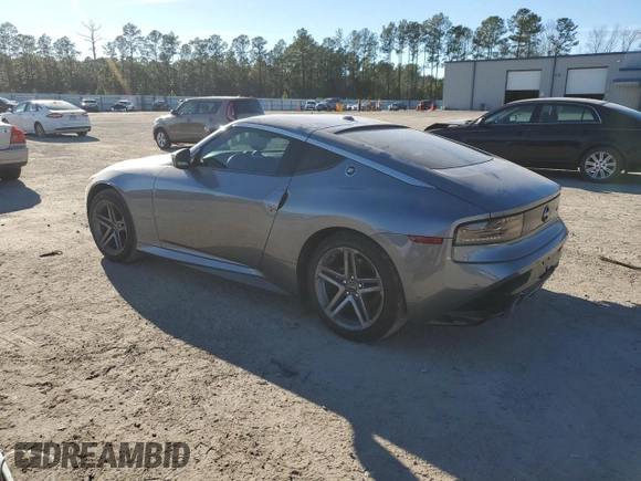 2024 Nissan Z Sport с VIN JN1BZ4AH8RM363245, выставлен на аукционе Copart как лот 88665935 с пробегом 8 087 миль миль и Списание • Salvage title. История ставок и продаж доступна на DreamBid. Изображение 2.