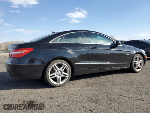 2012 Mercedes-Benz E 350 with VIN WDDKJ5KB3CF134591, listed as a Copart auction lot 61062015 with 100,145 mi miles and Salvage title. Bid and sale history available at DreamBid. Image 3.