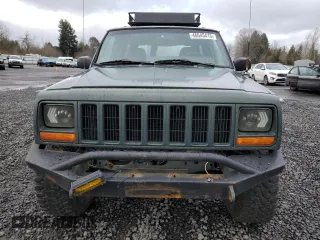 2000 Jeep Cherokee Classic with VIN 1J4FF58S3YL104384, listed as a Copart auction lot 46645415 with 253,730 mi miles and Salvage Title. Bid and sale history available at carsss.com. Image 5.