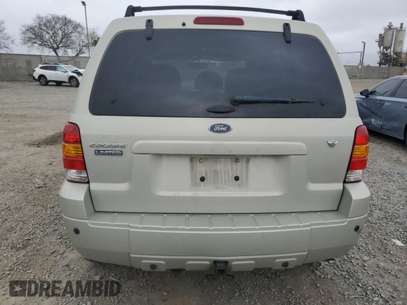 2005 Ford Escape Limited z VIN 1FMYU04195KB37679, wystawiony jako Copart lot #50656585 z przebiegiem 218 891 mil mil oraz Szkoda całkowita • Salvage title. Historia ofert i sprzedaży dostępna na DreamBid. Obrazek 6.
