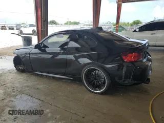 2020 BMW M2 Competition z VIN WBS2U7C0XL7D84930, wystawiony jako Copart lot #69049504 z przebiegiem 42 401 mil mil oraz Szkoda całkowita • Salvage title. Historia ofert i sprzedaży dostępna na DreamBid. Obrazek 2.