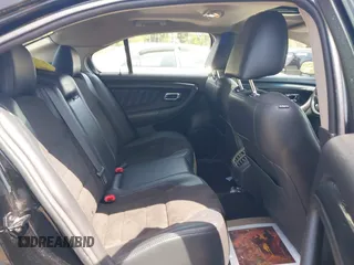 2011 Ford Taurus SHO z VIN 1FAHP2KT7BG188095, wystawiony jako IAAI lot #42180454 z przebiegiem 161 656 mil mil oraz . Historia ofert i sprzedaży dostępna na DreamBid. Obrazek 8.