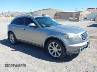 2005 Infiniti FX35 with VIN JNRAS08W45X218545, listed as a IAAI auction lot 41904209 with 223,649 mi miles. Bid and sale history available at carsss.com. Image 1.