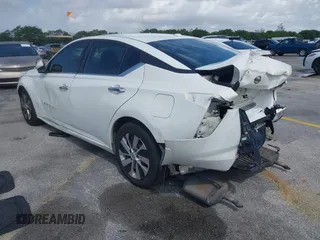 2019 Nissan Altima S with VIN 1N4BL4BV0KN322505, listed as a IAAI auction lot 42019163 with 144,039 mi miles and . Bid and sale history available at carsss.com. Image 6.