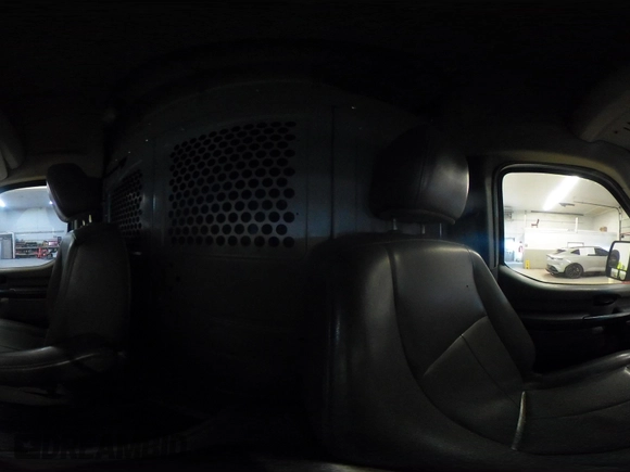2017 Nissan NV Cargo SV z VIN 1N6BF0LY7HN808530, wystawiony jako IAAI lot #41222479 z przebiegiem 178 092 mil mil oraz . Historia ofert i sprzedaży dostępna na DreamBid. Obrazek 21.