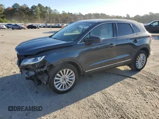 2019 Lincoln MKC Standard z VIN 5LMCJ1C93KUL22890, wystawiony jako Copart lot #83680094 z przebiegiem 44 921 mil mil oraz Szkoda całkowita • Salvage title. Historia ofert i sprzedaży dostępna na DreamBid. Obrazek 1.
