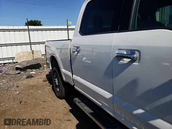 2020 Ford F-250 XL z VIN 1FT7W2BN4LEE02886, wystawiony jako Copart lot #60288484 z przebiegiem 99 324 mil mil oraz Szkoda całkowita • Salvage title. Historia ofert i sprzedaży dostępna na DreamBid. Obrazek 11.